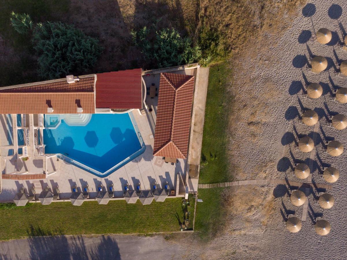 Hotel Caretta Beach Gerani  Exterior photo