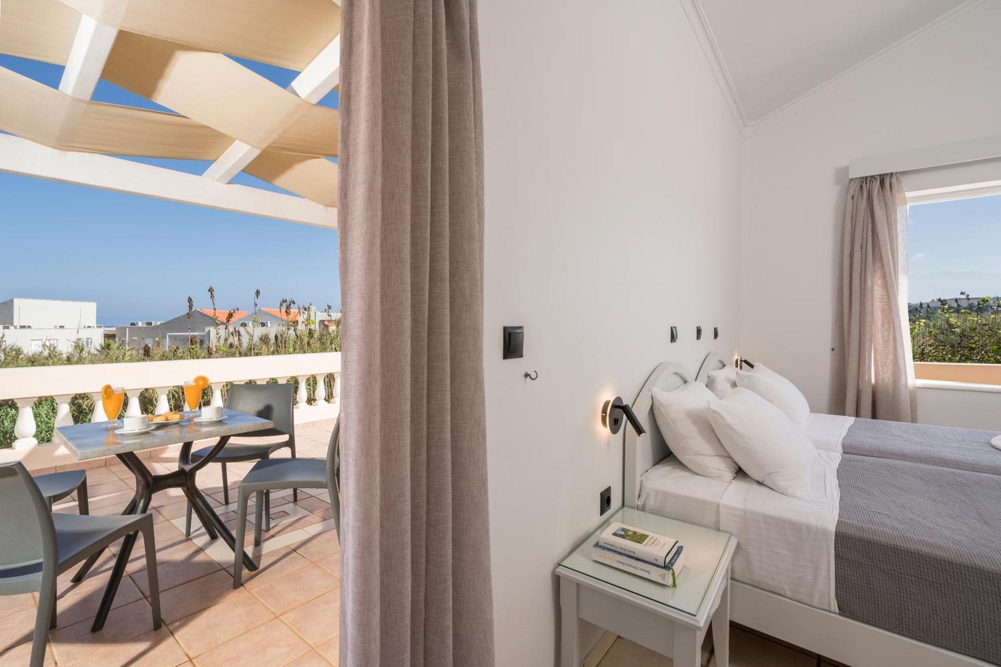 Hotel Caretta Beach Gerani  Exterior photo